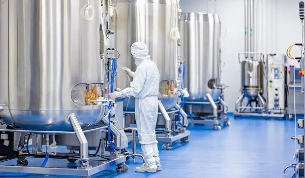 制藥廠(chǎng)房中試車(chē)間潔凈室建設(shè)及工藝系統(tǒng)解決方案